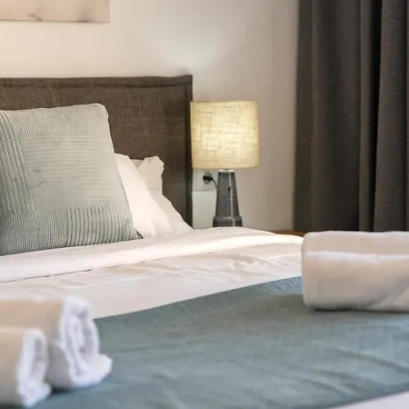 Elegance Luxury 4* פוארטו דה סנטיאגו