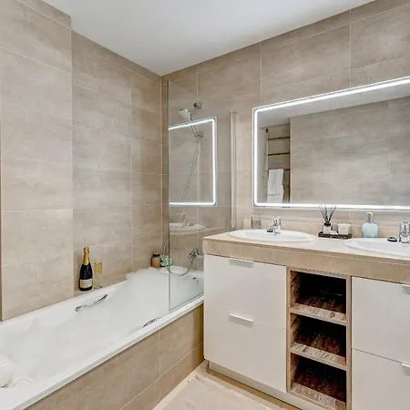 Elegance Luxury מלון פוארטו דה סנטיאגו