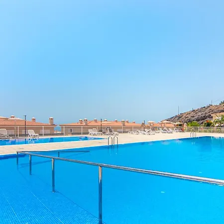 Elegance Luxury Hotel
